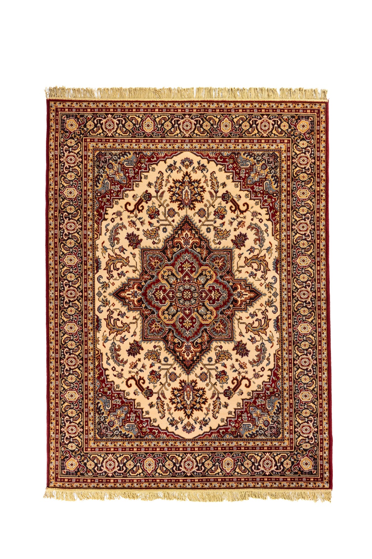 Alfombra oriental rectangular en tono beige con gran medallón central geométrico en rojo, negro y dorado, rodeado por una guarda floral detallada y flecos en ambos extremos.