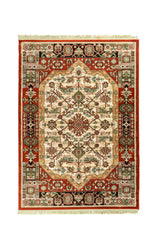 Alfombra clásica de inspiración oriental en tonos rojo, blanco suave, verde suave y negro, con medallón geométrico central.