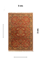 Alfombra clásica oriental en tonos anaranjado oscuro y beige con diseño floral simétrico y medidas de 2 x 3 metros