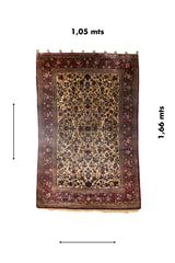 Alfombra Persa Ispahan Seda Antik rectangular medida 1.05 x 1.66 mts con diseño floral
