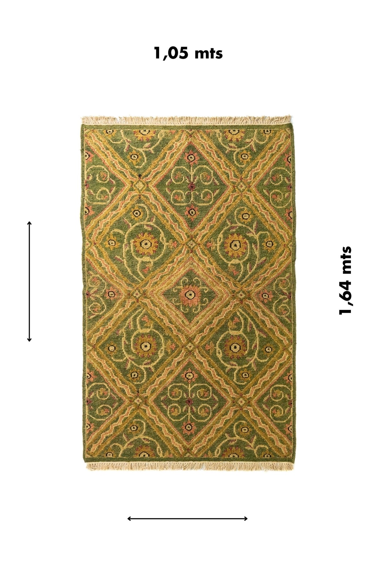 Alfombra rectangular de diseño geométrico tradicional en color verde con medida aproximada de 1.05 mts x 1.64 mts.