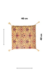 Almohadón beige de 40 x 40 cm con diseño geométrico y borlas decorativas