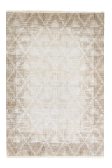 Vista superior completa de alfombra contemporánea beige con diseño geométrico sutil.