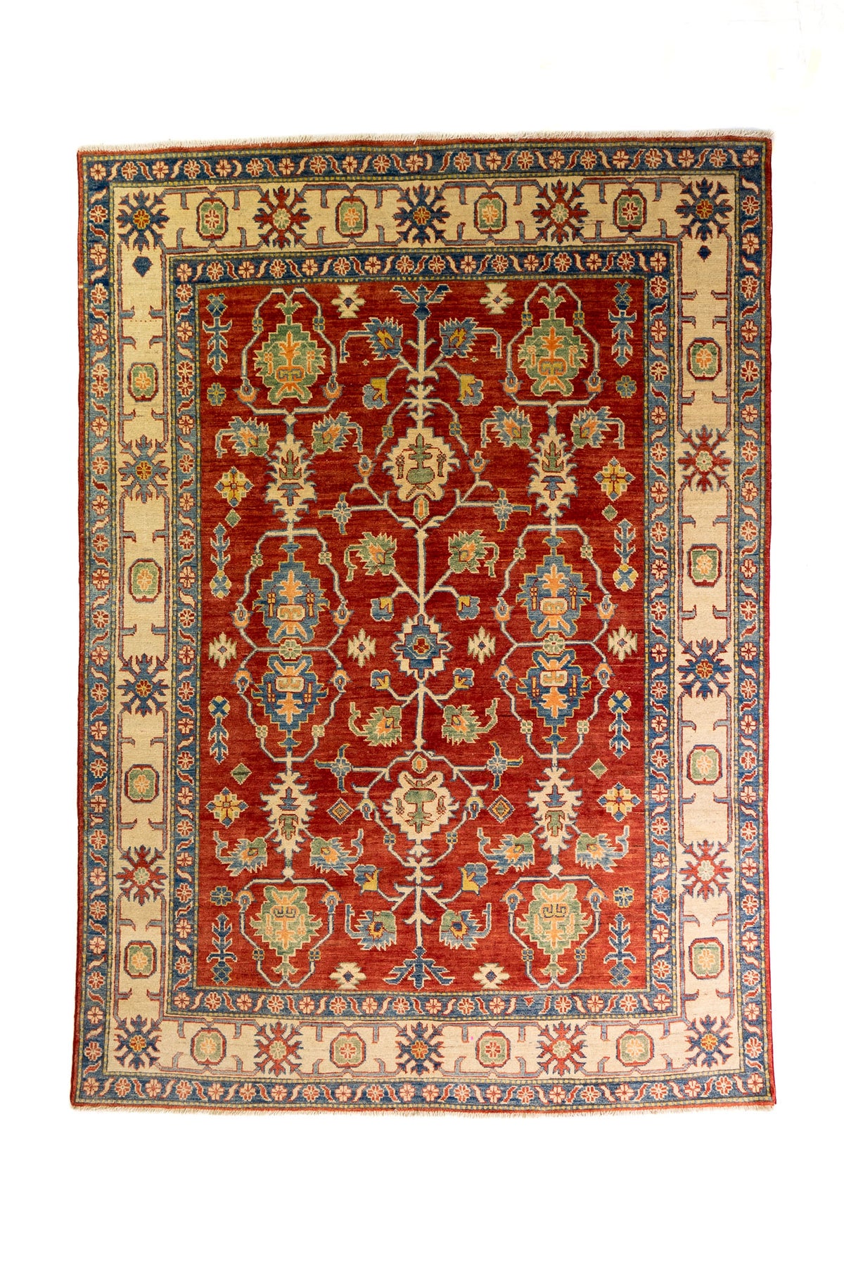 Alfombra Caucasica Kazak rojo de 1.80 x 2.60 mts, vista completa vertical con motivos florales sobre fondo rojo; se observan flores, hojas y enredaderas visibles dentro de una composición tradicional
