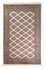 Alfombra Persa Yamouth marrón y beige de 1.60 x 2.54 mts, vista completa vertical con retícula clara sobre fondo marrón; se observan retícula geométrica clara sobre campo oscuro