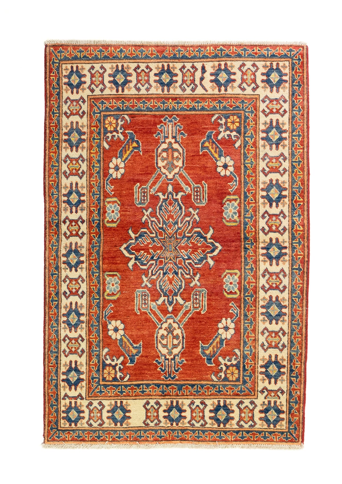 Alfombra Caucasica Kazak ladrillo y beige de 0.94 x 1.45 mts, vista completa vertical; el diseño muestra un motivo central estilizado sobre un campo ladrillo enmarcado por guardas beige