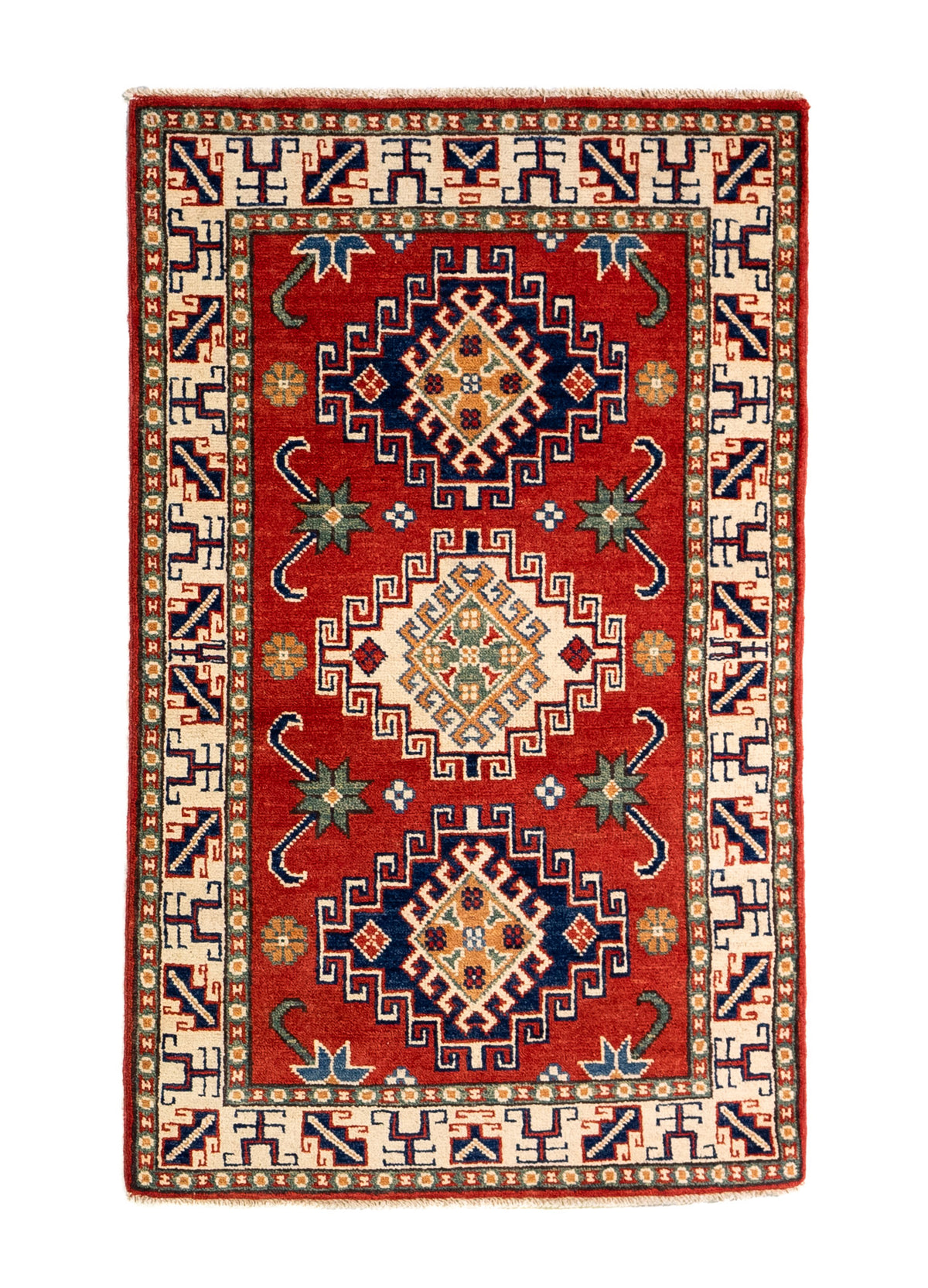 Alfombra Caucasica Kazak ladrillo y azul de 0.61 x 1.30 mts, vista completa vertical; el diseño muestra tres medallones geométricos de gran escala sobre un campo ladrillo con acentos azules