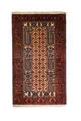Alfombra Persa Beluschistan marrón y beige de 0.96 x 1.64 mts, vista completa de la pieza con motivos romboidales repetidos y guardas estrechas de tonos profundos