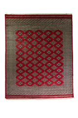 Alfombra Persa Bukara Yamouth rojo de 2.49 x 3.07 mts, vista completa vertical con retícula geométrica roja; se observan retícula de rombos y motivos geométricos repetidos