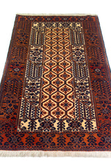Alfombra Persa Beluschistan marrón y beige de 0.96 x 1.64 mts, detalle de guarda, trama visual y terminación de borde