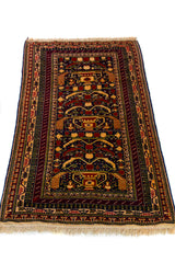 Alfombra Persa Schiraz rojo y beige de 1.42 x 0.86 mts, detalle de guarda, trama visual y terminación de borde