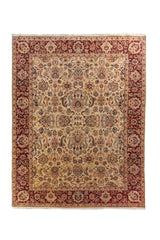 Alfombra clásica de inspiración persa con fondo beige, marco rojo y ornamentos florales