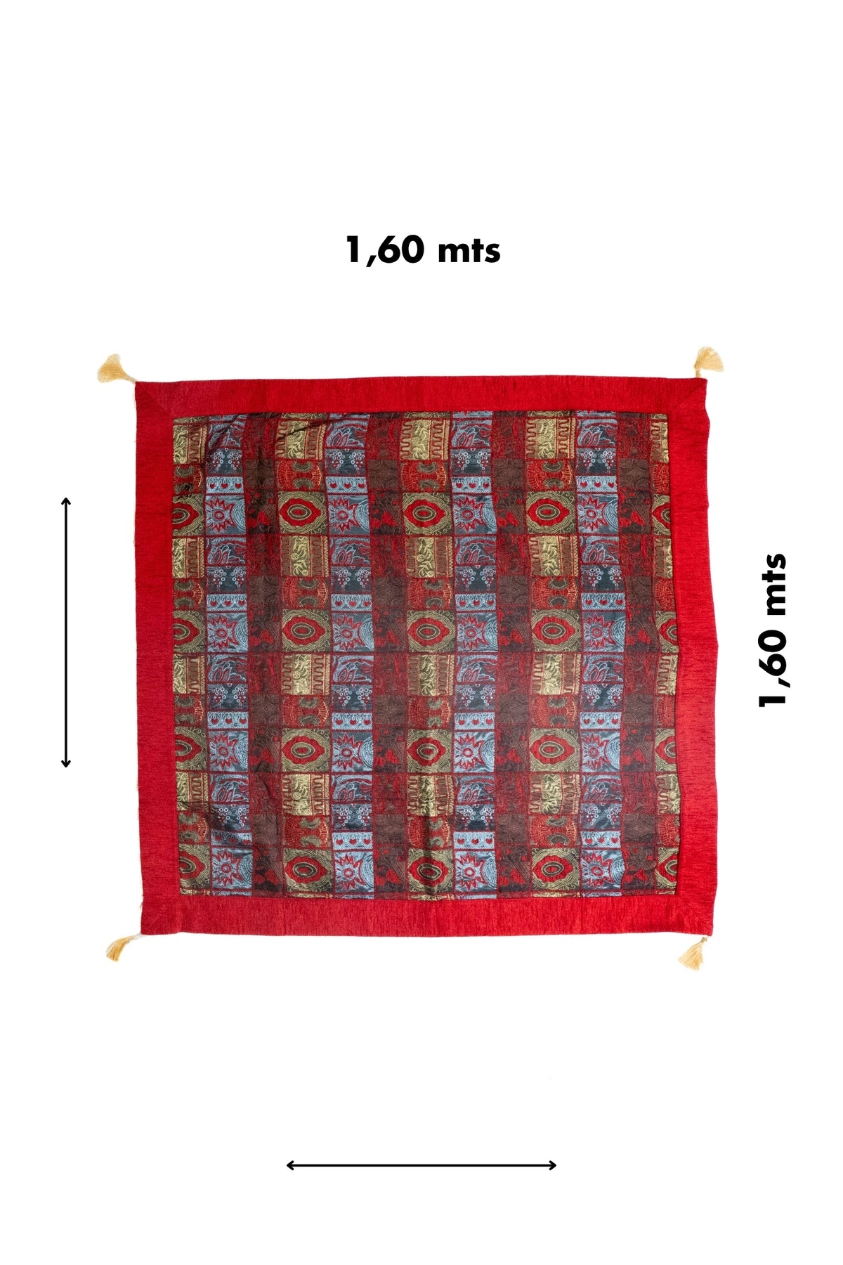 Textil Kayseri rojo cuadrado con medida 1.60 x 1.60 m y diseño patchwork.