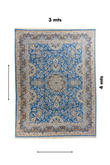 Vista frontal completa de una alfombra azul de 3x4 metros con diseño floral persa detallado y medallón central simétrico.