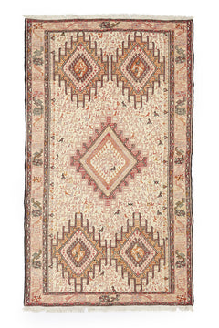 Alfombra persa antigua hecha a mano con patrón tradicional. Perfecta para añadir un toque étnico a cualquier espacio.