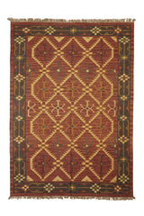 Alfombra Kilim Multi Rojo Beige de gran tamaño, tejida a mano en Turquía con un diseño geométrico tribal inspirado en las alfombras Anatolias.